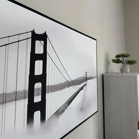 Apartament Square View